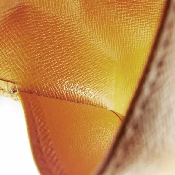 LOUIS VUITTON Key Case Mandarin Epi Authentic Used - Picture 10 of 11